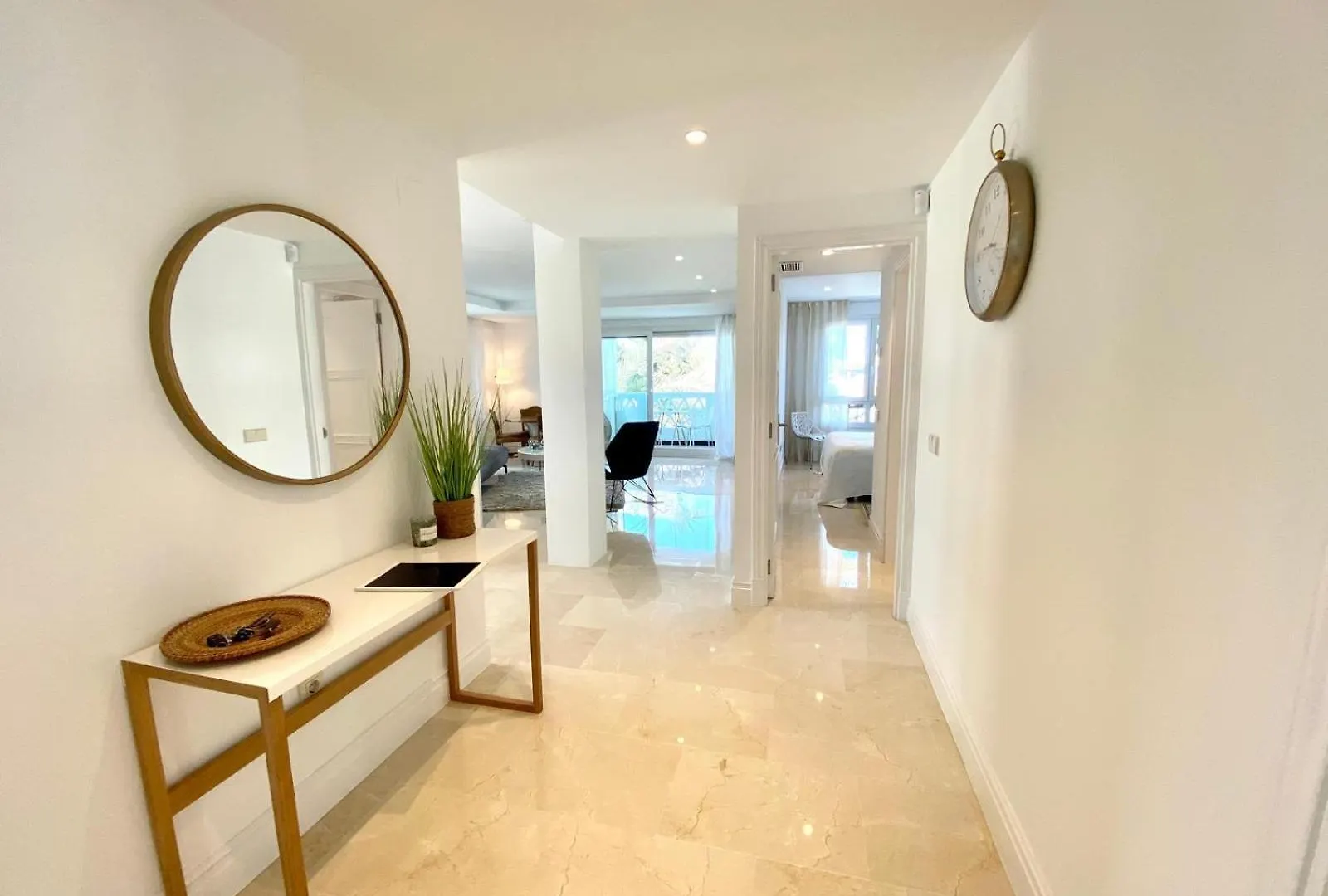 Las Canas Beach Apartment Beachside Marbella