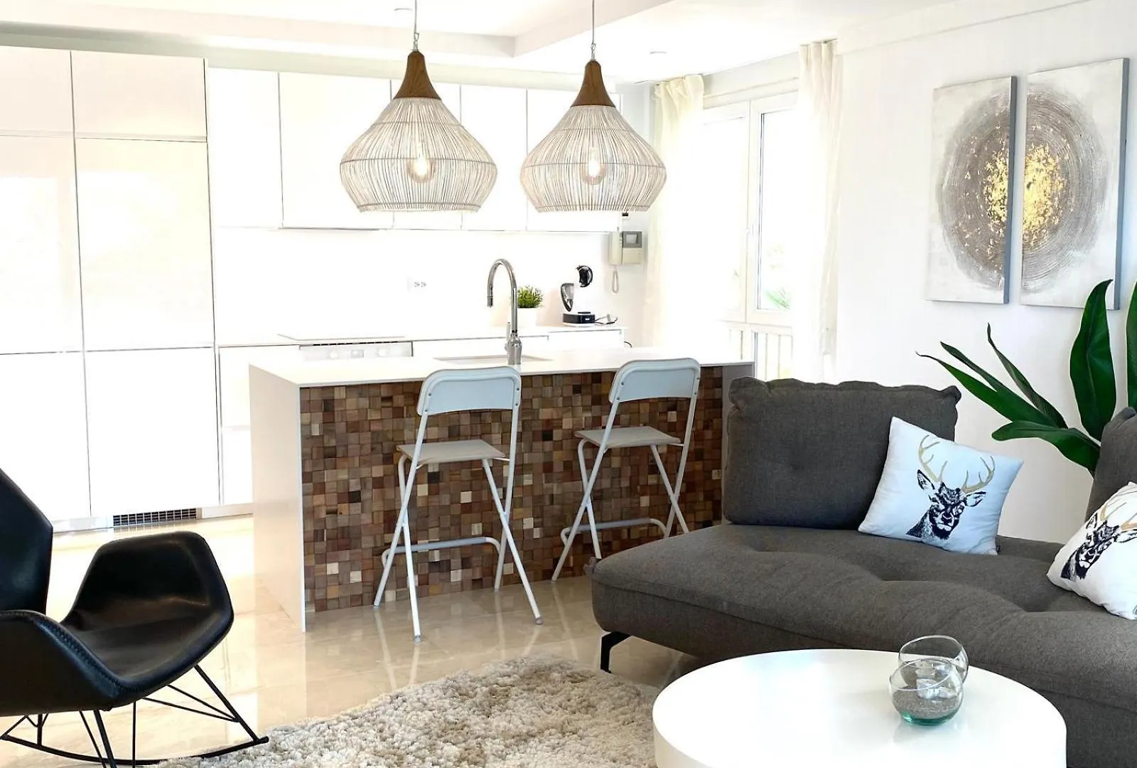 Las Canas Beach Apartment Beachside Marbella