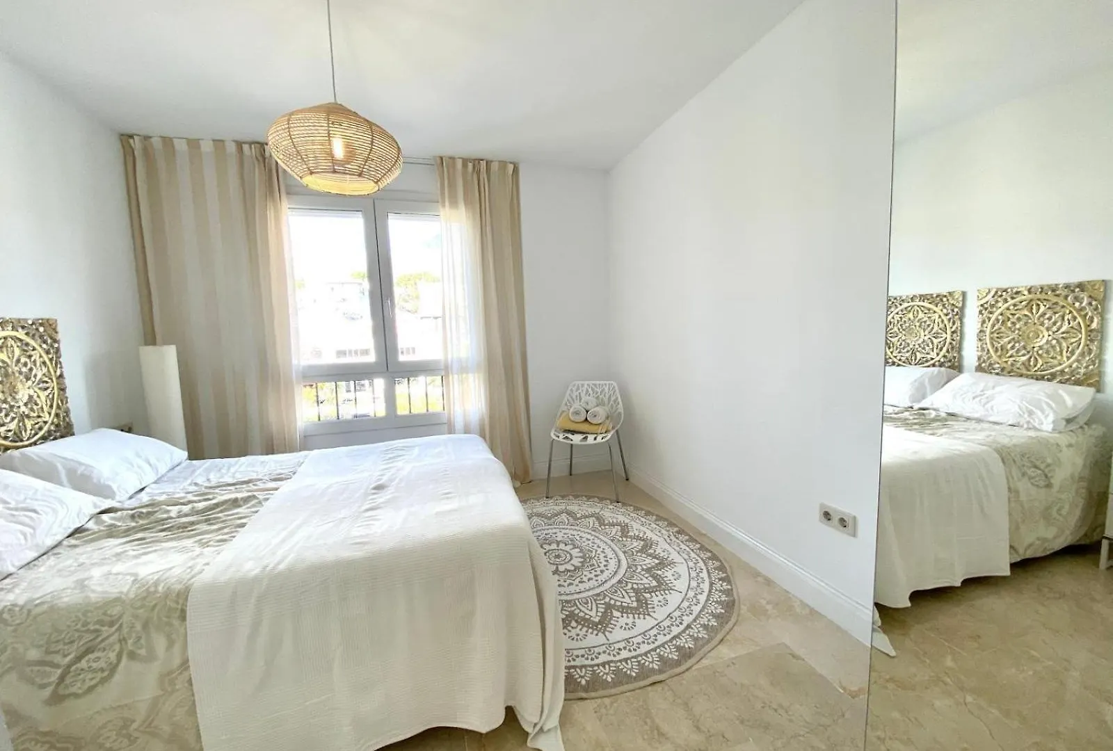 Las Canas Beach Apartment Beachside Marbella
